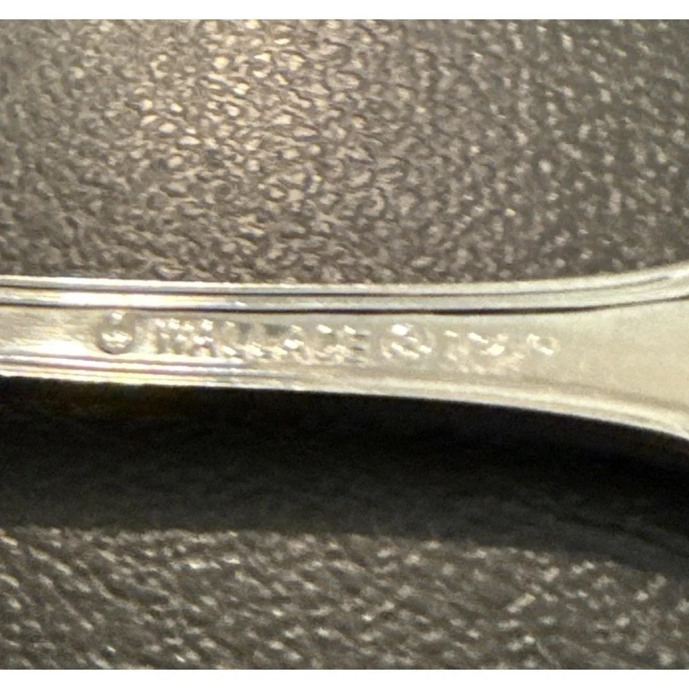 Wallace Continental Camden Sugar Spoon & Master Butter Knife Stainless 2 Piece